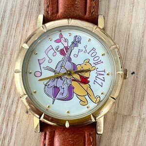 Vintage Timex Disney Winnie the Pooh Piglet and Jazz musical watch NEW BATTERY